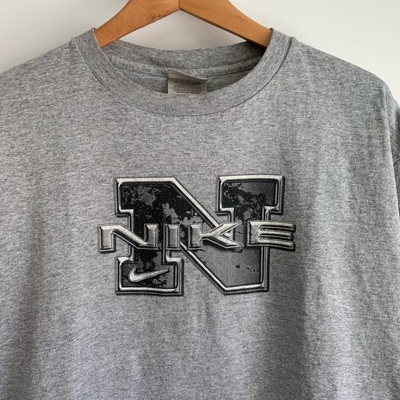 Vintage Nike Shirt - Picture 2 of 5